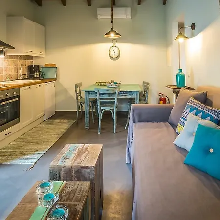 Castelli Olive Press * Acharavi (Corfu)