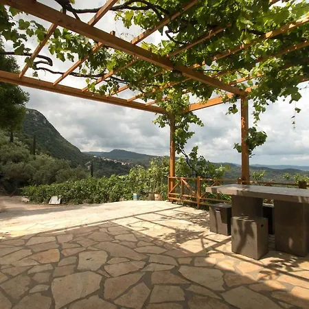 Country house Castelli Olive Press Acharavi (Corfu)