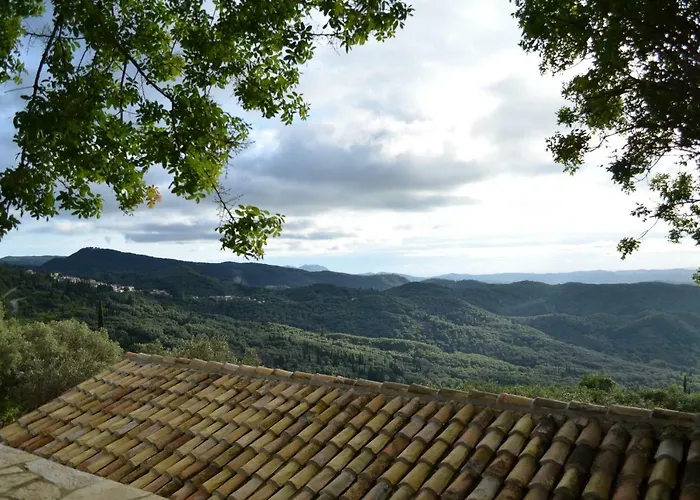 Landhuis Castelli Olive Press Acharavi (Corfu)