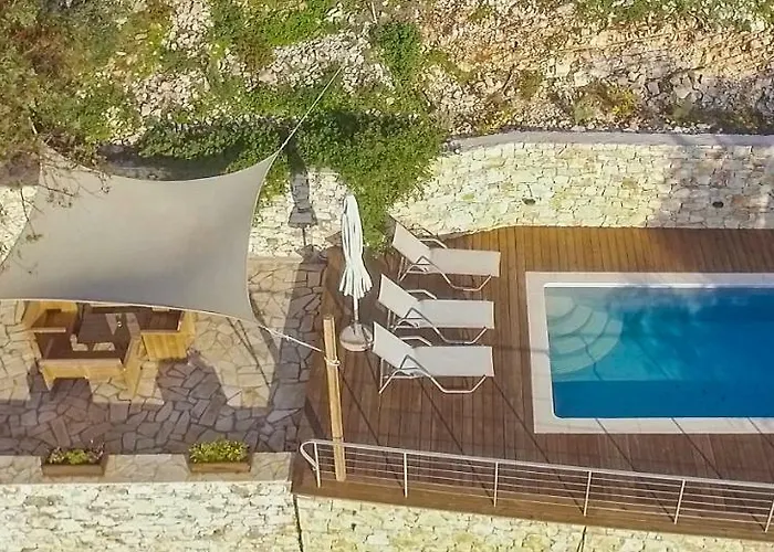 Castelli Olive Press *