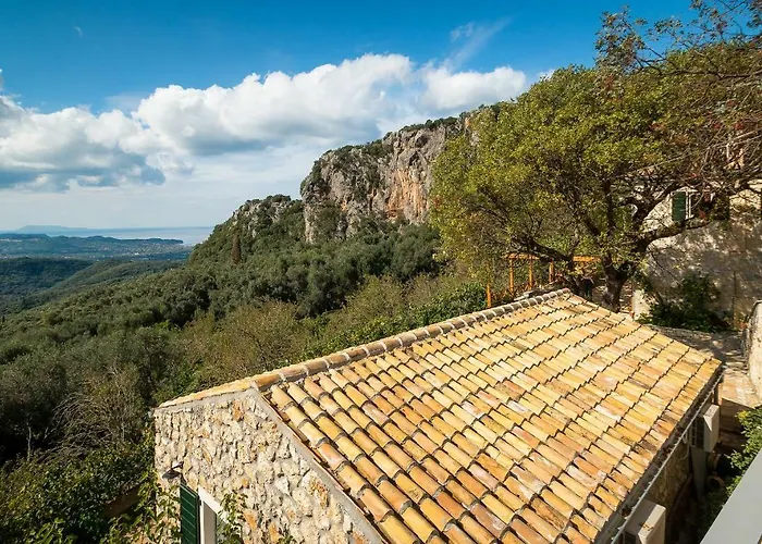 Castelli Olive Press Landhuis Acharavi (Corfu)